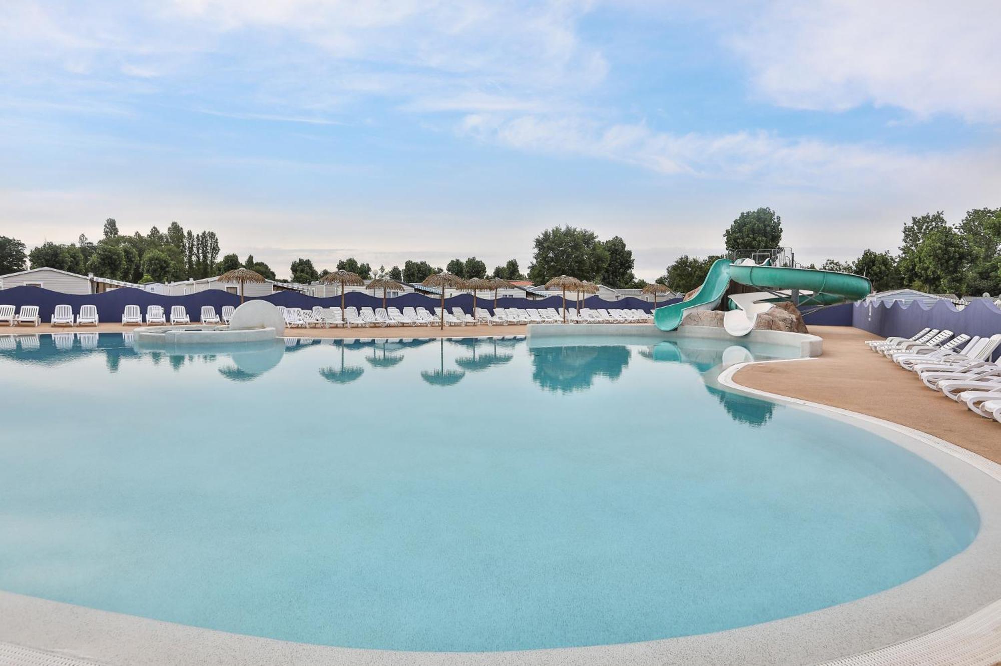 Camping Maeva Club L'Atlantique Hotel Angles  Exterior photo